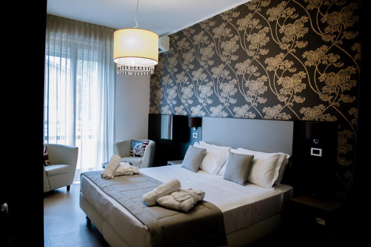 Hotel Lalla Beauty & Relax Cesenatico Exteriör bild