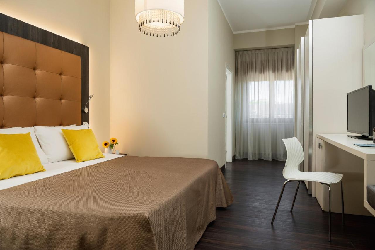Hotel Lalla Beauty & Relax Cesenatico Exteriör bild