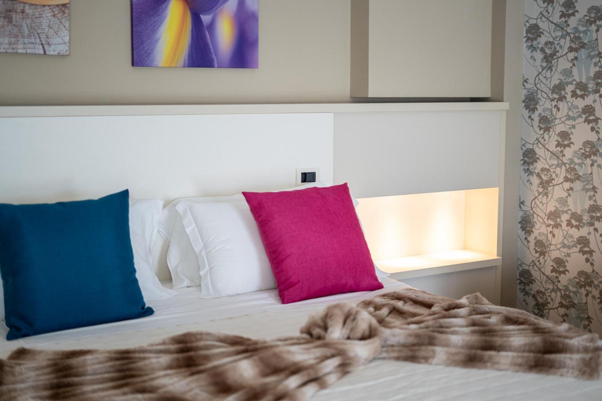 Hotel Lalla Beauty & Relax Cesenatico Exteriör bild