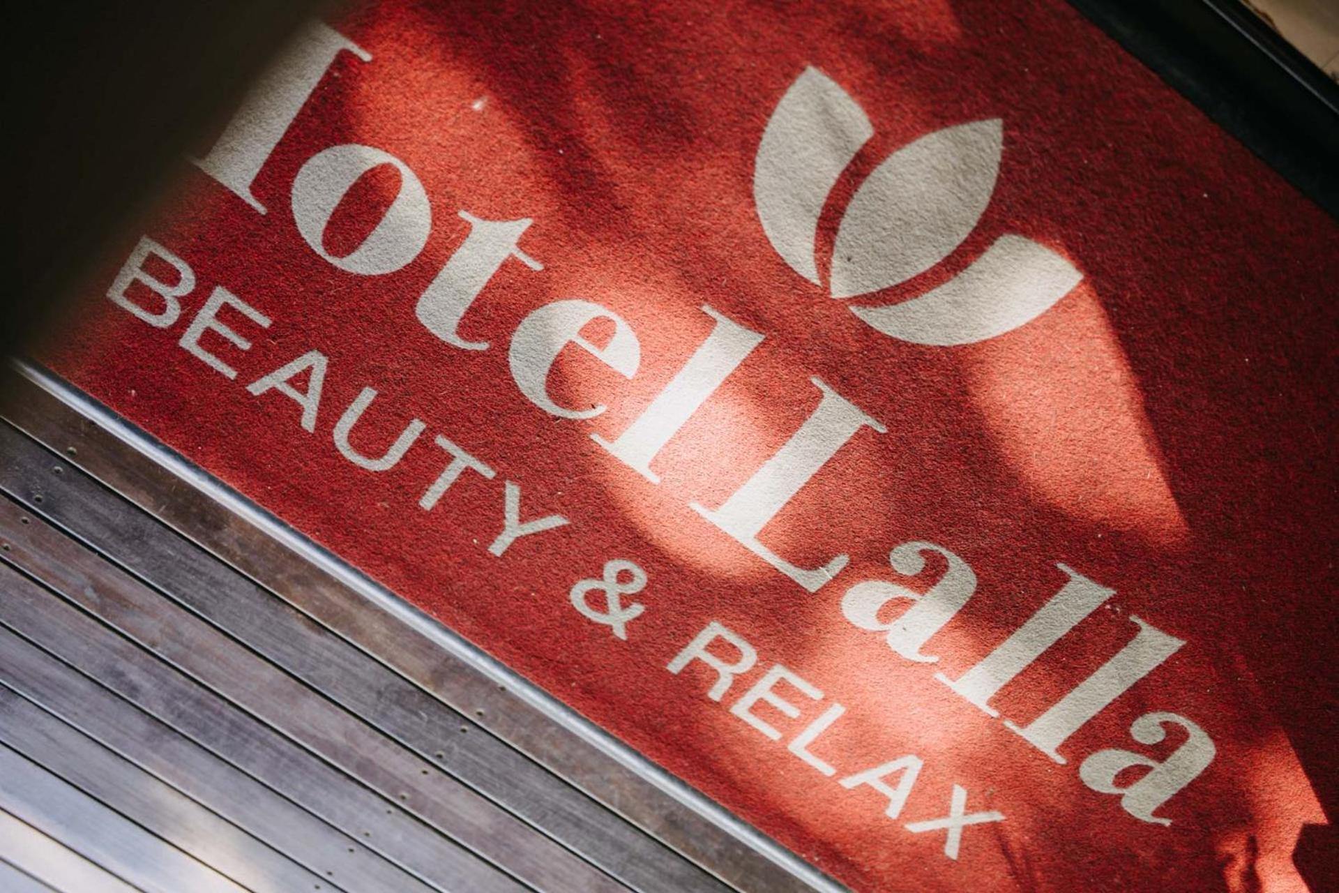 Hotel Lalla Beauty & Relax Cesenatico Exteriör bild