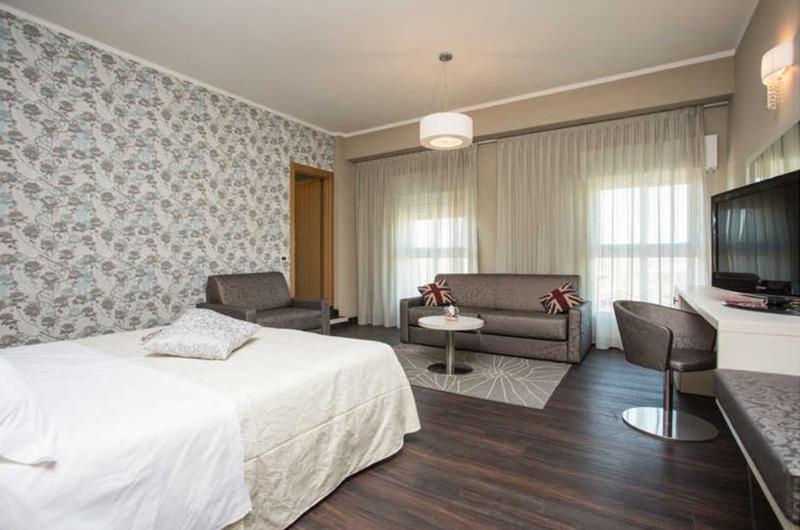 Hotel Lalla Beauty & Relax Cesenatico Exteriör bild
